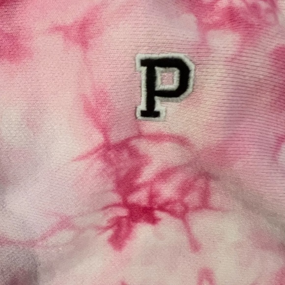 PINK sweater 🩷 - Picture 2 of 4